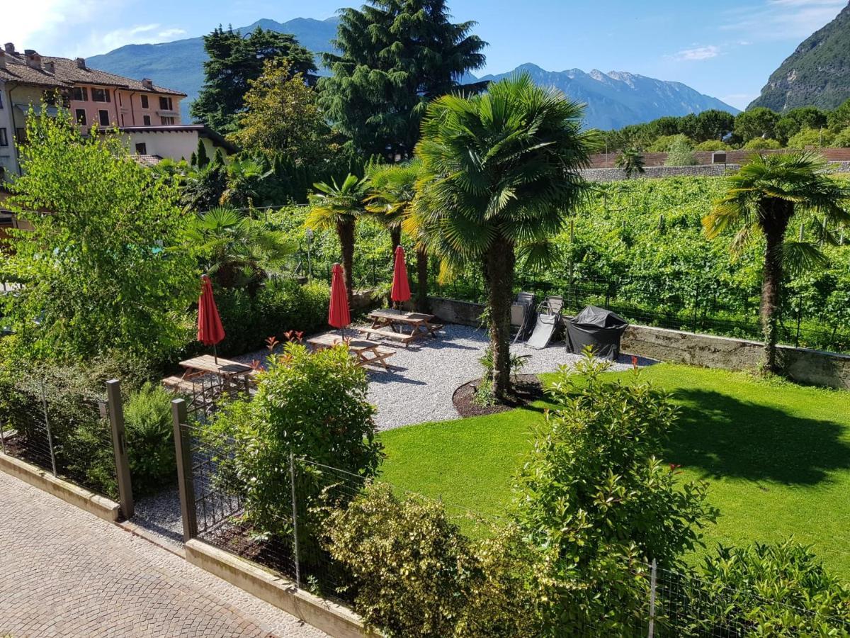 Albola Suite Holiday Apartments Riva del Garda Exteriör bild