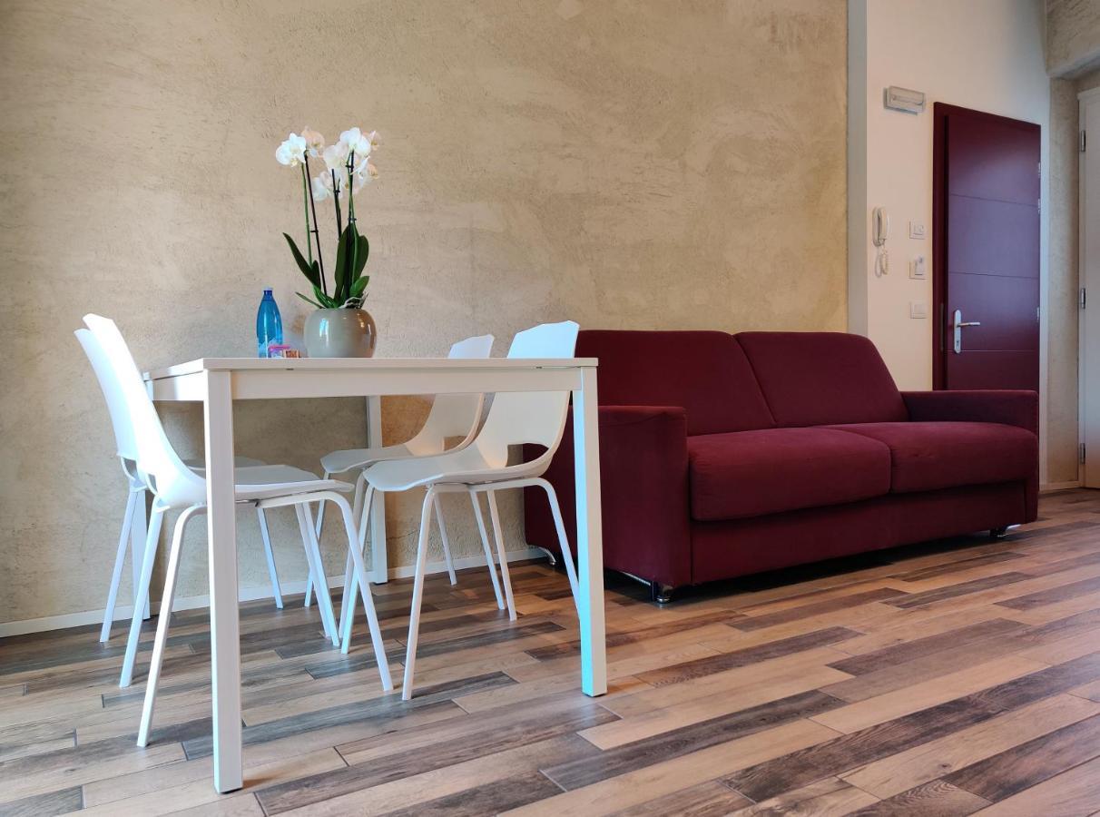 Albola Suite Holiday Apartments Riva del Garda Exteriör bild