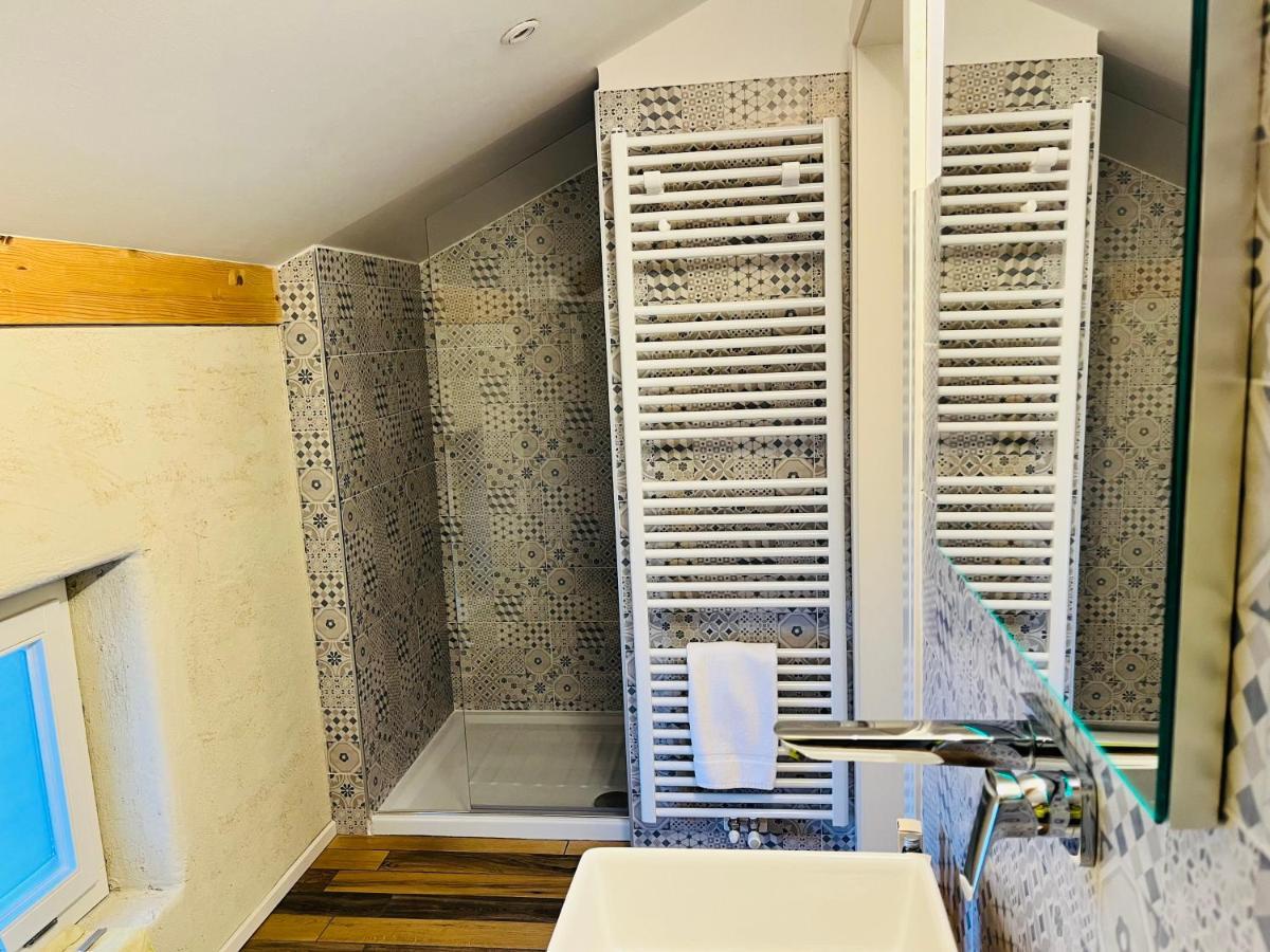 Albola Suite Holiday Apartments Riva del Garda Exteriör bild