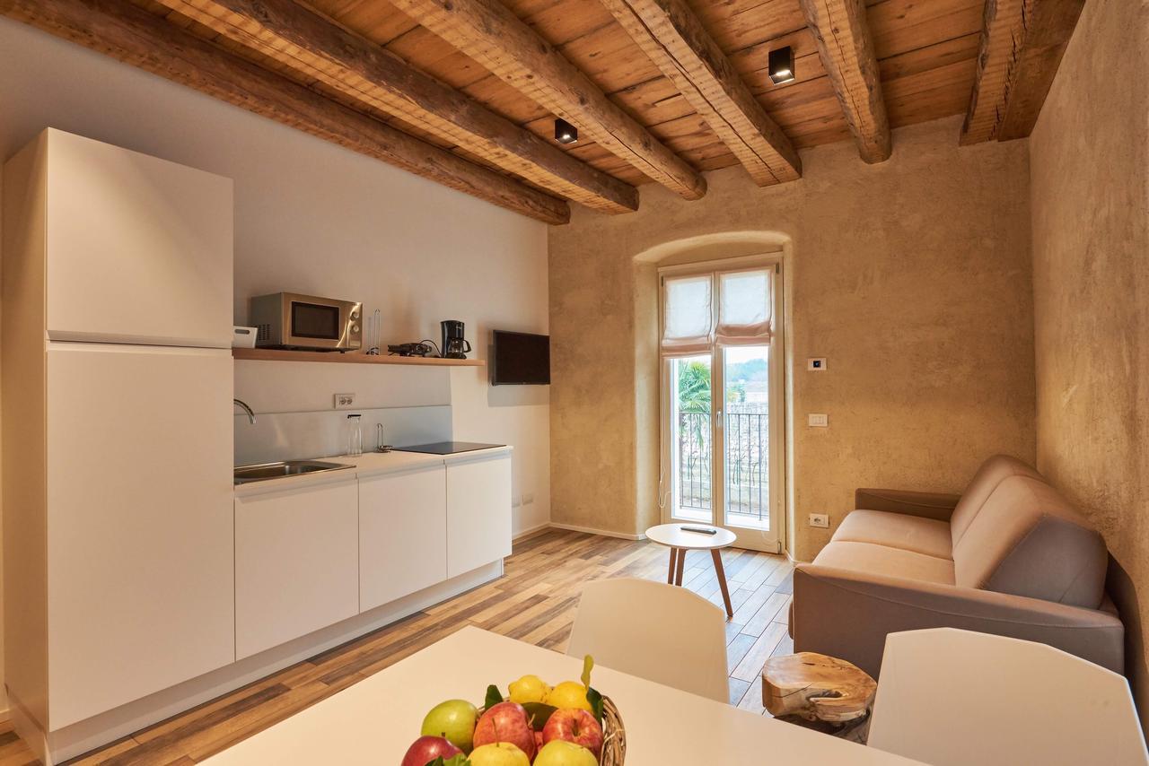 Albola Suite Holiday Apartments Riva del Garda Exteriör bild