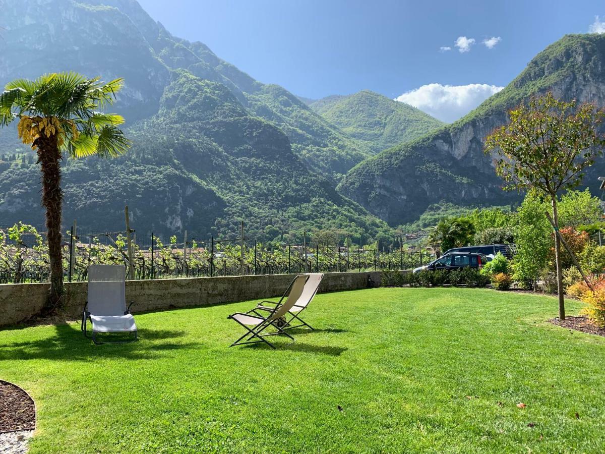 Albola Suite Holiday Apartments Riva del Garda Exteriör bild