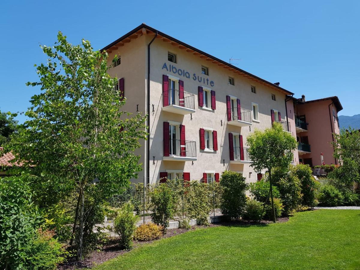 Albola Suite Holiday Apartments Riva del Garda Exteriör bild